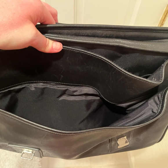 Black leather Coach Briefcase - Picture 7 of 10